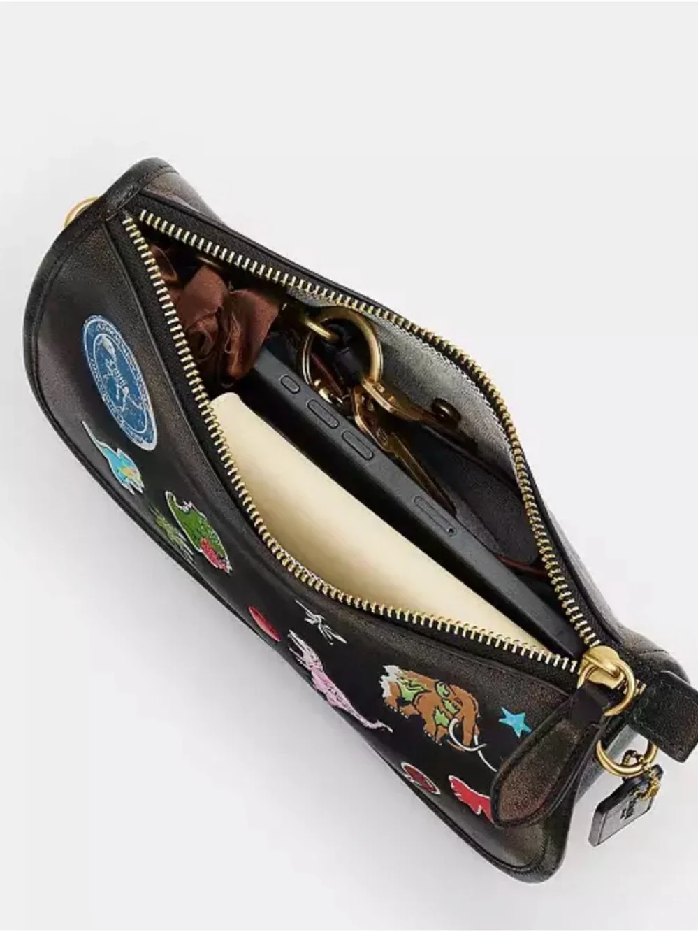 Exclusive Coach Collector’s Bag: Rexy’s 10th Birthday Waverly Bag - Picture 3 of 9